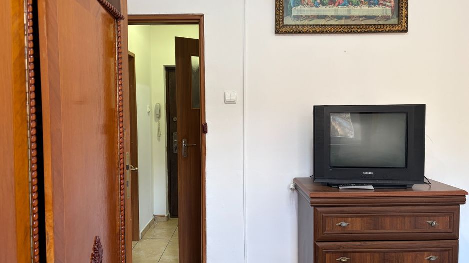 Apartament cu doua camere, Aparatorii Patriei, 65.000€ - Poză 8