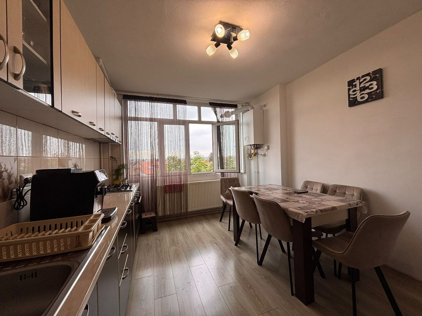 Apartament 2 camere decomandat de vânzare în Sibiu - Poză 20