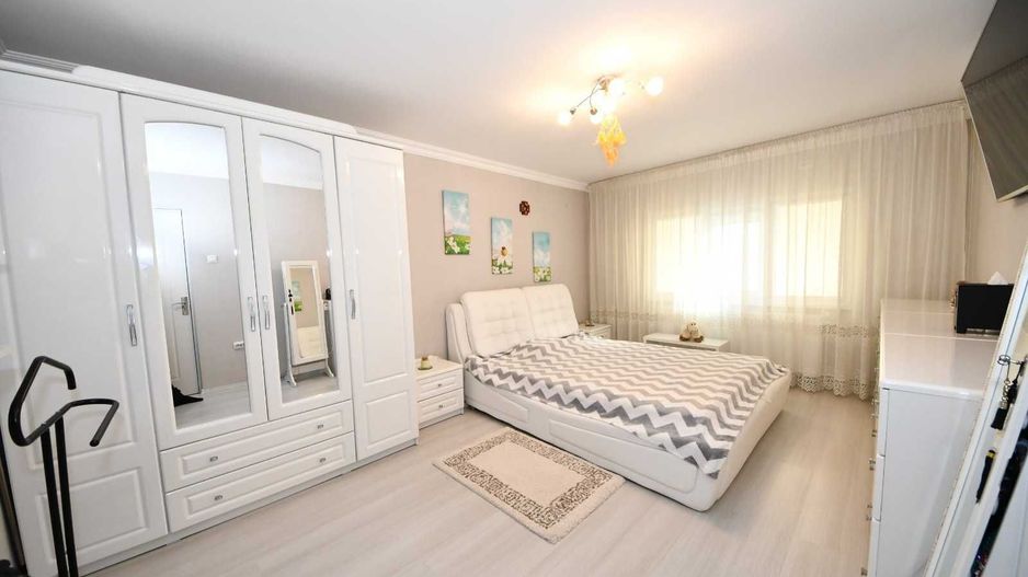Apartament  3 camere,  zona Doja,parter,la cheie,mobilat si utilat - Poză 8