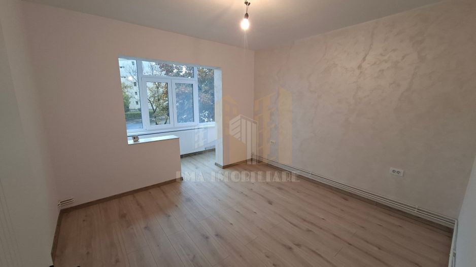 Apartament 2 camere decomandat Tractorul Brasov - Poză 10