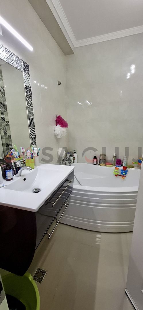 Apartament modern, într-un bloc cu doar 3 etaje – confort, liniște și calitate - Poză 11