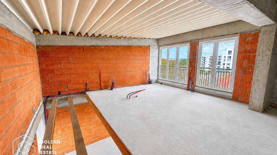 Penthouse cu potential exceptional, la rosu, 170mp, mansardabil pana la 300mp - Poză 9