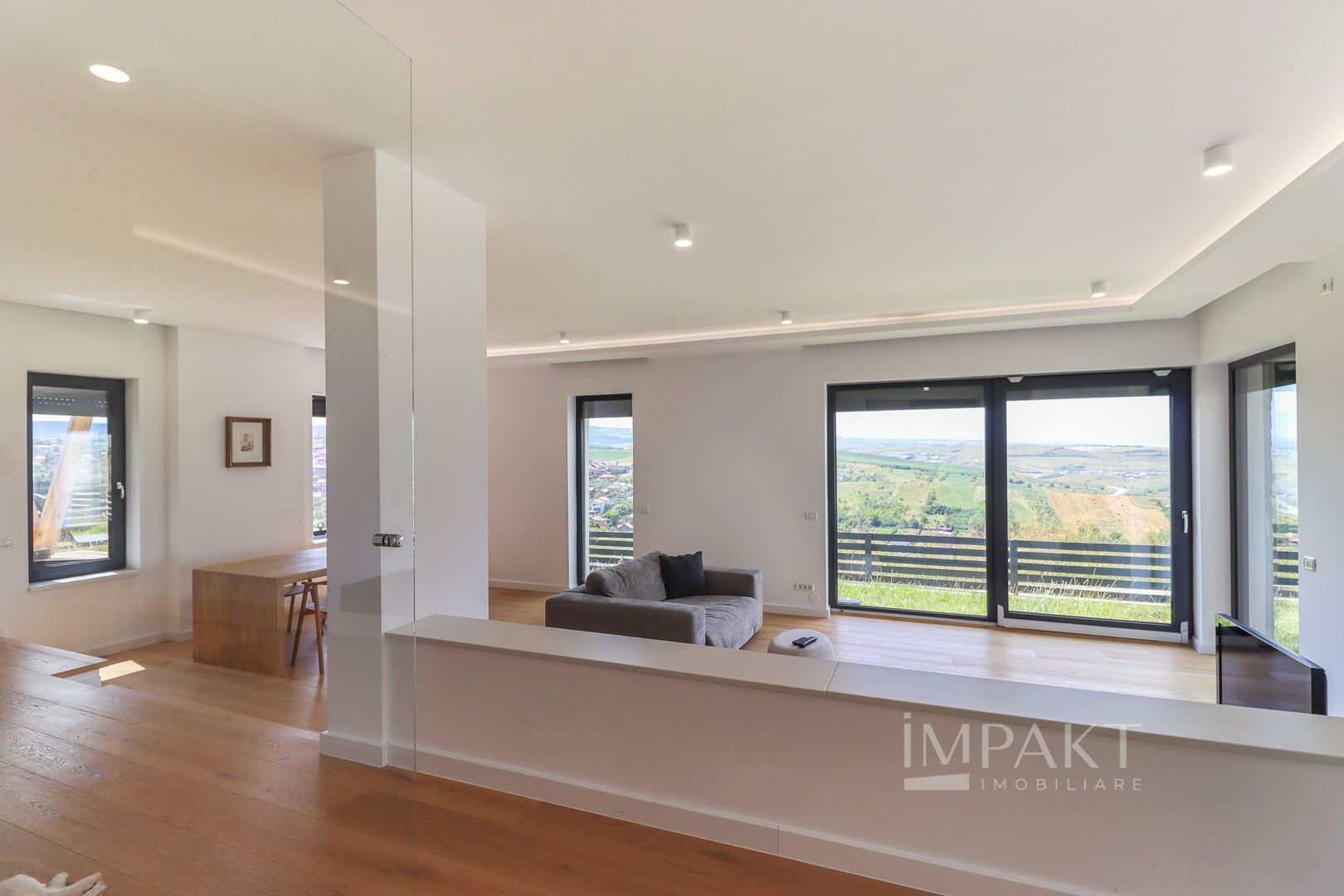 Casa individuala superba, amenajata in stil scandinav Dezmir COMISION 0% - Poză 16