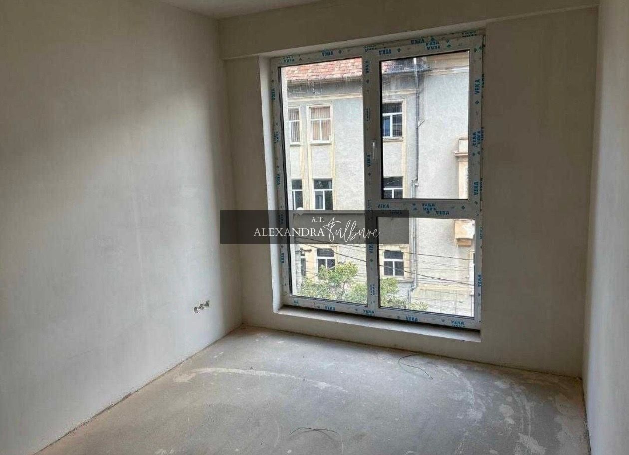 Apartament decomandat | 3 camere | 2 băi |M. Viteazul - Poză 2