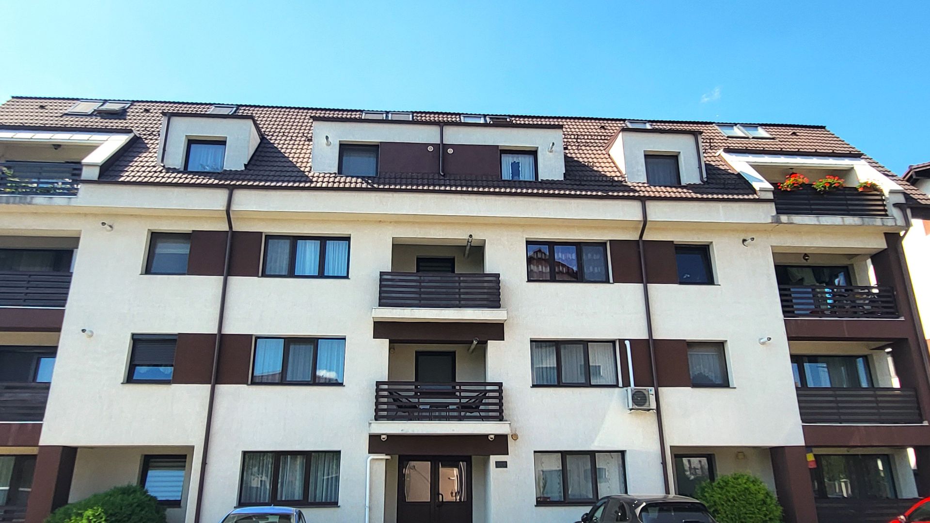 Imobil pretabil investiție,  etajul 1,  zonă de case - Poză 4