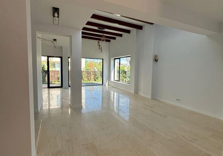 De vanzare | Vila noua 5 camere | Corbeanca - Poză 2