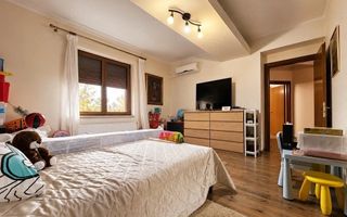 Vila Premium de Vanzare 241 mp I Sisesti - Poză 5