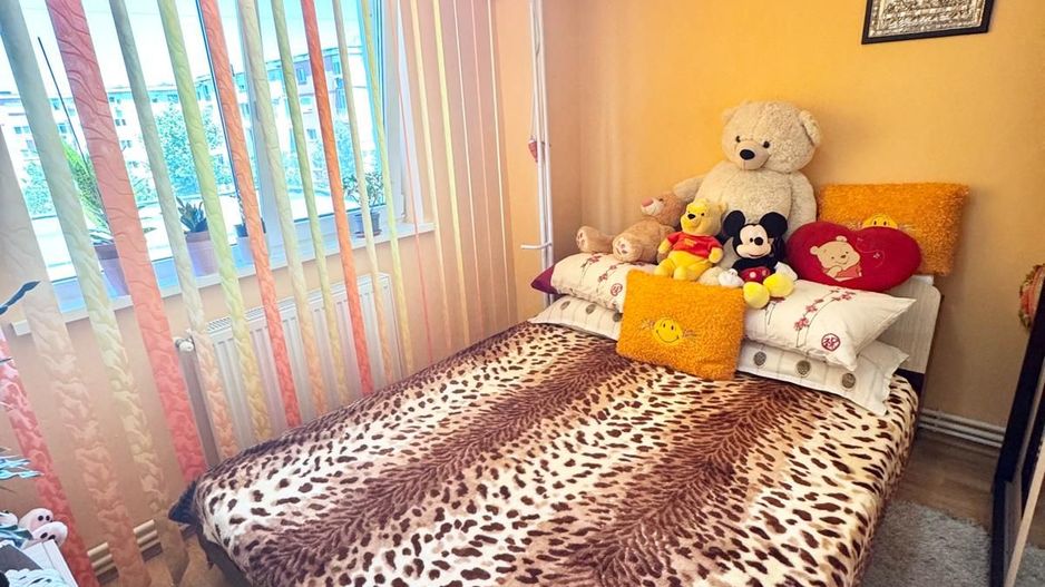 Apartament spațios, 3 camere – Bulevardul CFR, Giurgiu - Poză 15