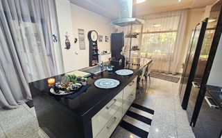 🏡 Casă deosebită – 2 unități locative, 6 dormitoare, zona Albert - Poză 7