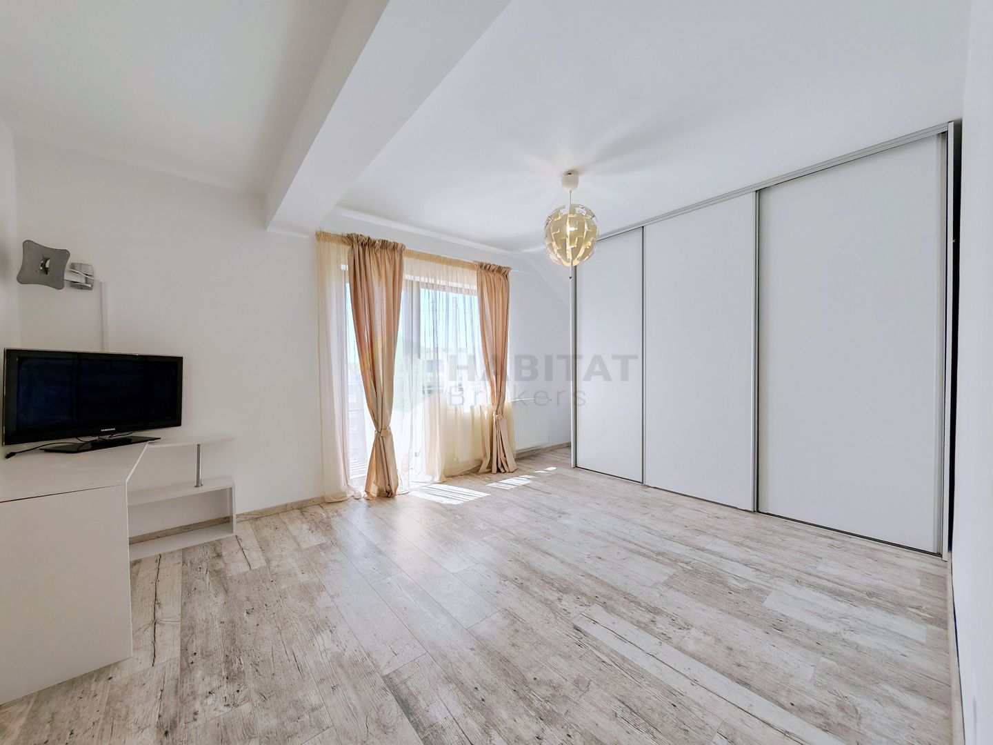 Vila individuala cu teren de 1000mp in Comuna Berceni - Poză 16