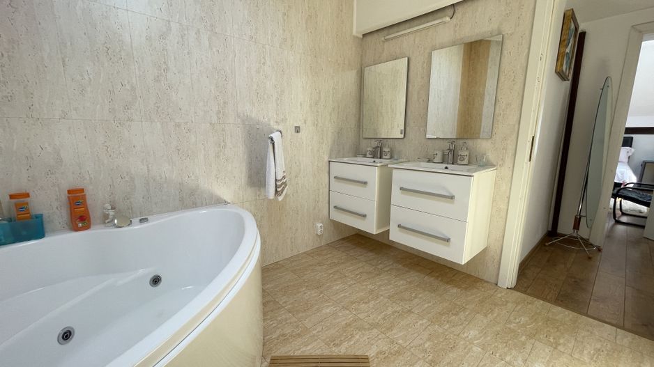 Apartament in zona P-ta Unirii - Poză 14