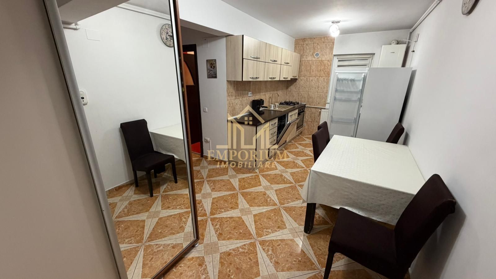 3 camere, semidecomandate, Modern, Parcare, Intre Lacuri, Leroy Merlin - Poză 5