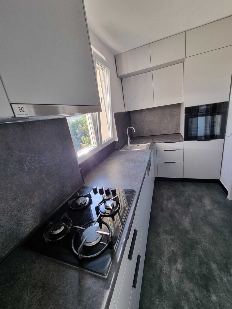 Apartament 3 camere de inchiriat - Aleea Circului - Poză 4