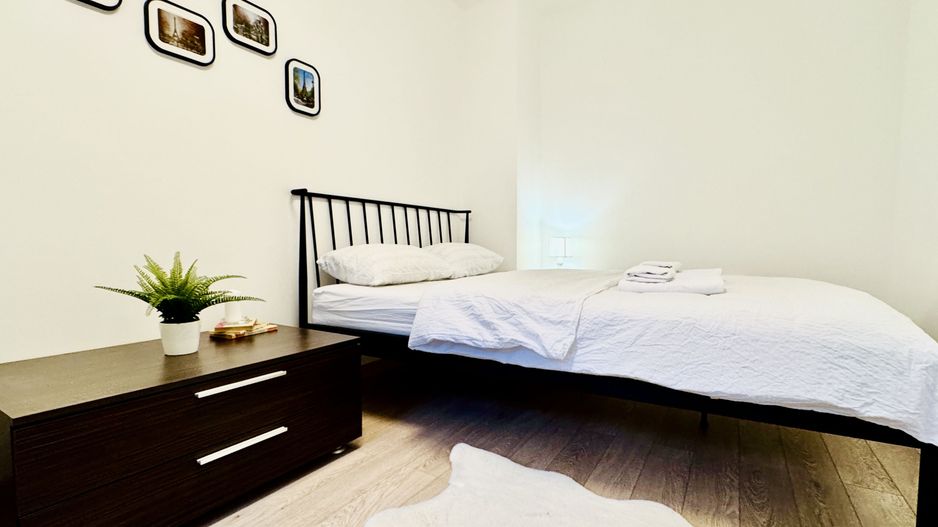 2 camere central vis-a-vis de Posta Mare - Poză 8