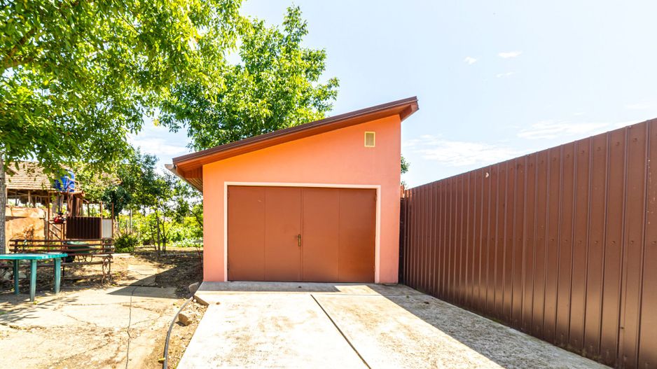 Vândută Casă cu 4 camere Pâncota - Poză 4