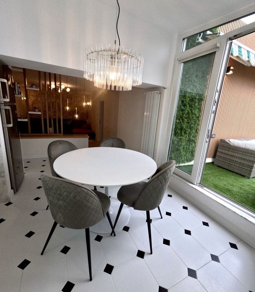 Apartament 3 camere premium, Palatul Parlam, cu terasa si panouri solare - Poză 2