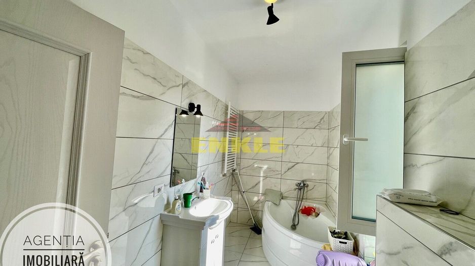 De vânzare casa construita în 2022 - Poză 13