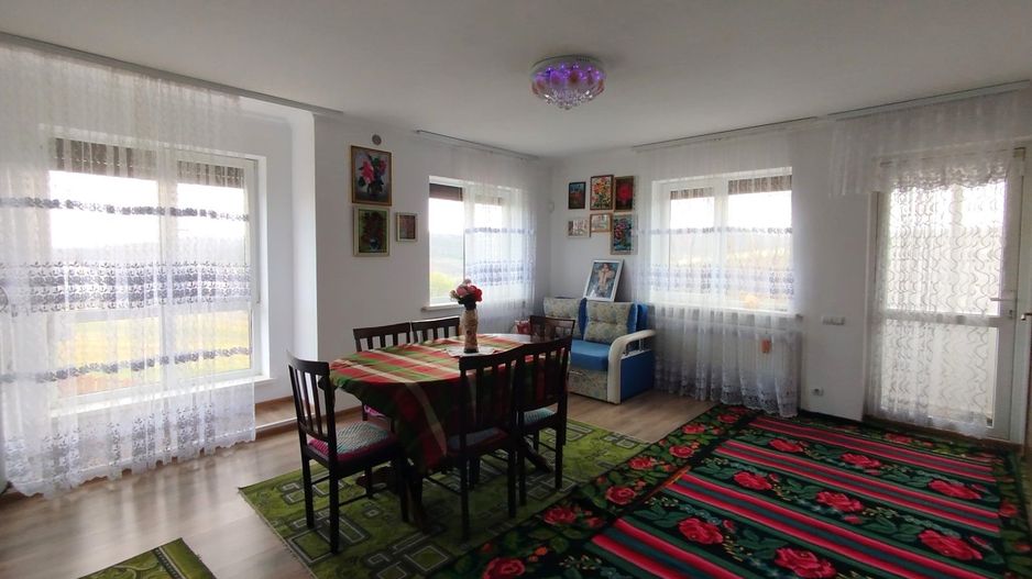 Casă generoasă cu 2 Nivele și confort modern – 10 Ari, Băcioi (sat Frumușica) - Poză 13