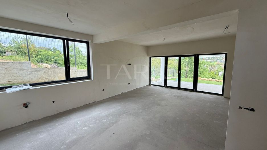 Casă modernă cu priveliște spectaculoasă în Feleacu - Poză 2