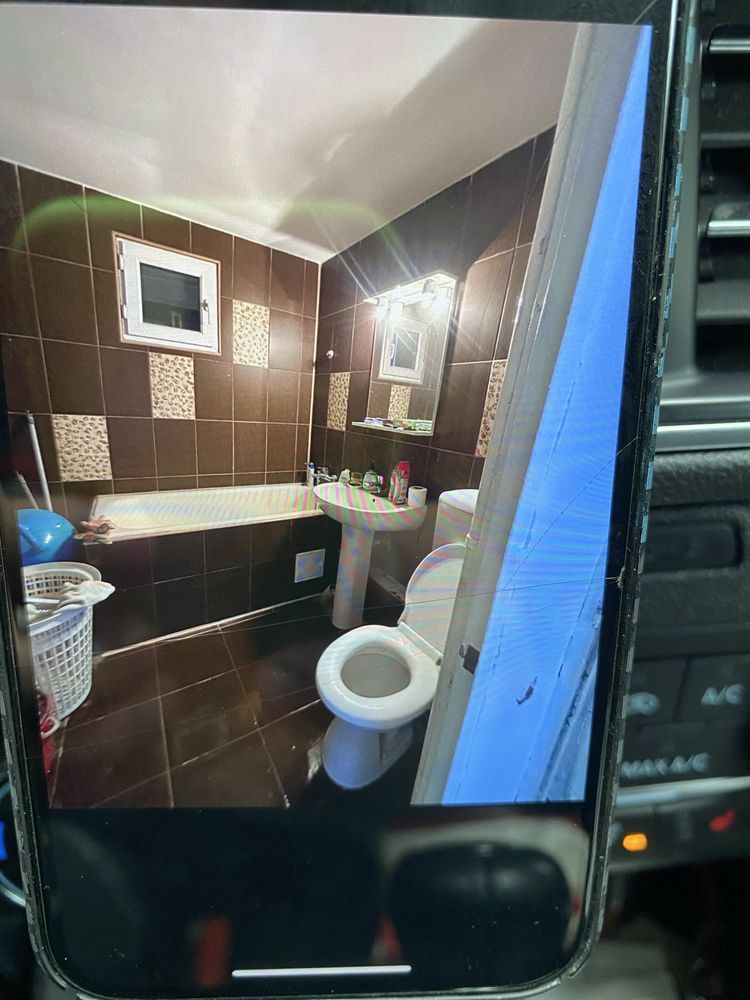 Schimb sau vand apartament 4 camere - Poză 1