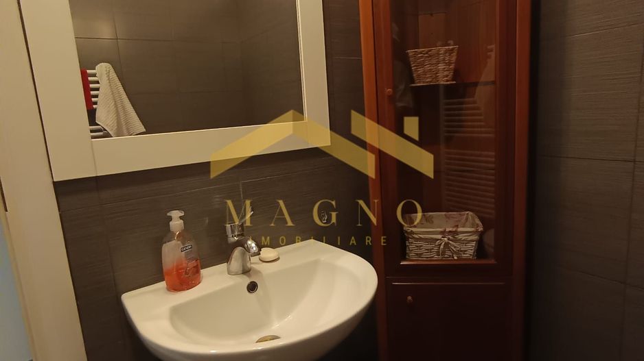 CASA SPATIOASA CU 4 CAMERE CARTIER GRADISTE - Poză 34