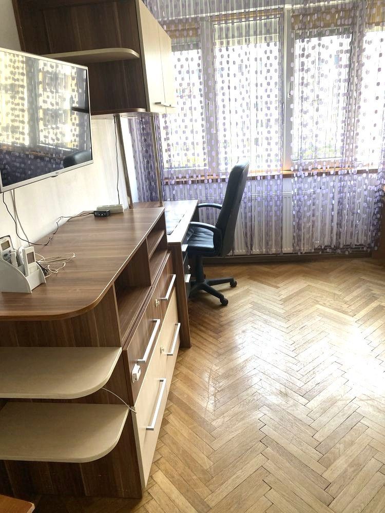 Închiriez Apartament cu 3 camere, centrala proprie, prima închiriere, lângă Obor - Poză 7