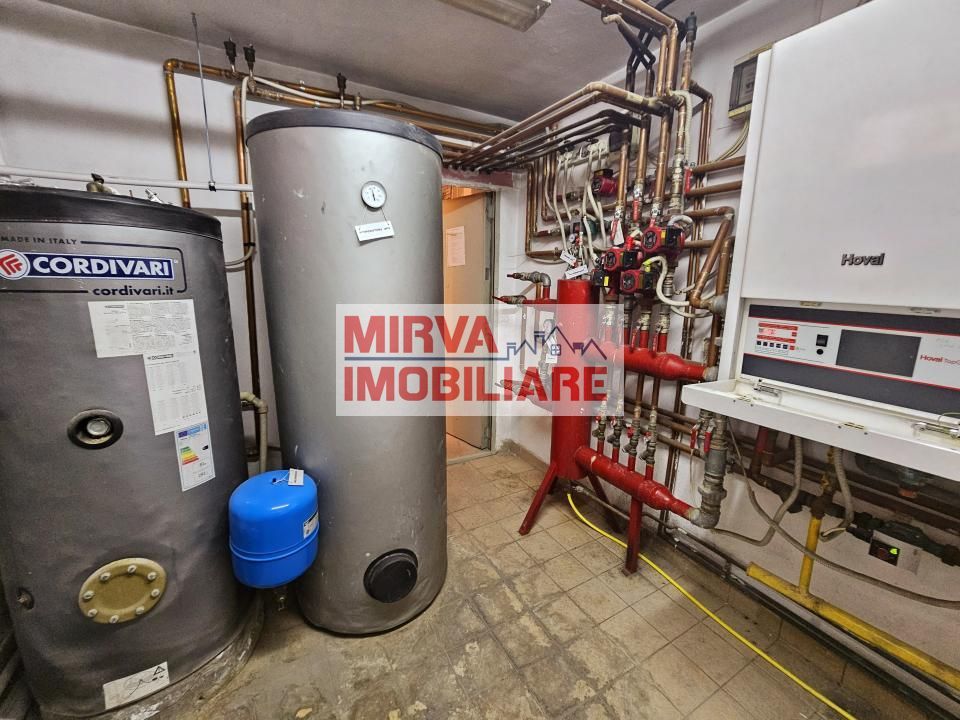 🏢 Spațiu de birouri – 5 camere, 3 băi – Mansardă vilă, Central - Poză 60