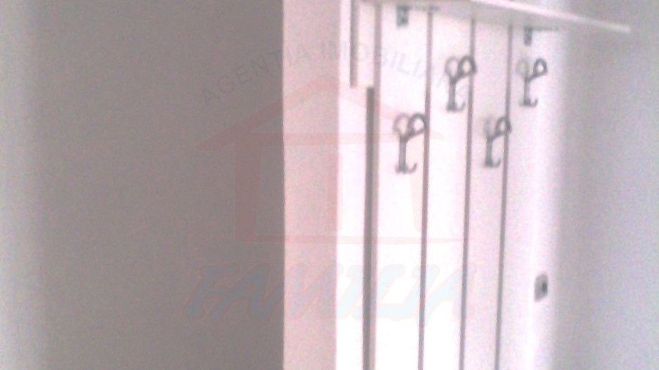 79.900 Euro neg, 3cam, dec. liber, et 1, utilat si mobilat str.Traian - Poză 9