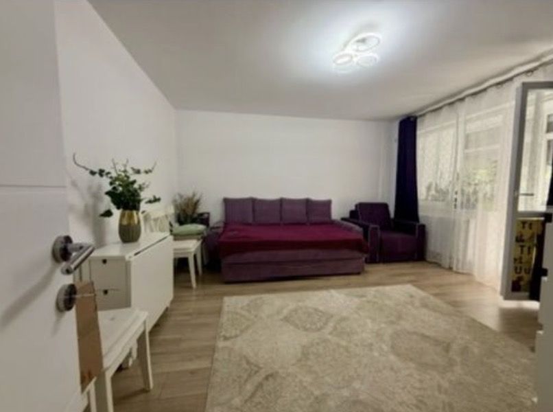 Garsoniera renovata integral 40mp bloc mixt, Favorit - Poză 1