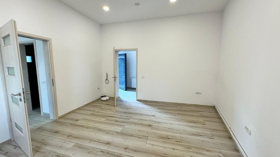 Spatiu Pentru Birouri Sau Cabinet | 74mp | 3 Camere | Parcare | Semicentral - Poză 4