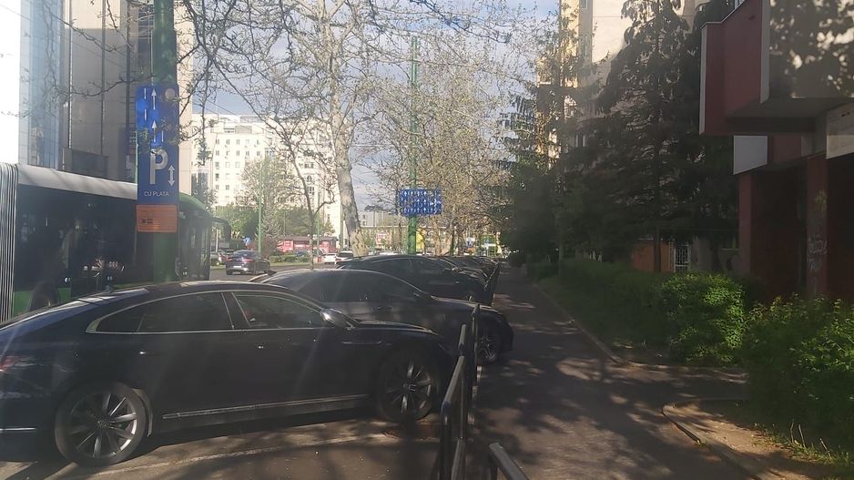 Super Oferta 3 camere Centrul Civic - Poză 1