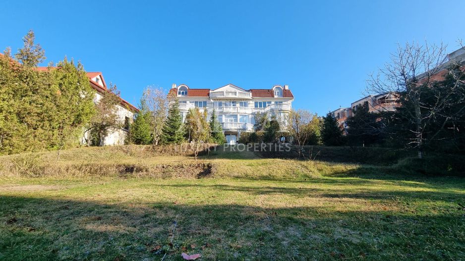 MANSOIN LAKE FRONT - 2600MP - PIPERA - Poză 1