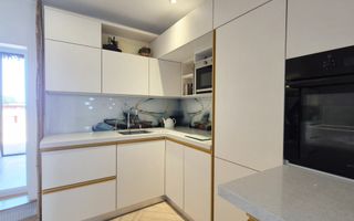 COMISION 0% - Apartament 2 camere renovat, mobilat-utilat, 53mp plus terasa20mp - Poză 12
