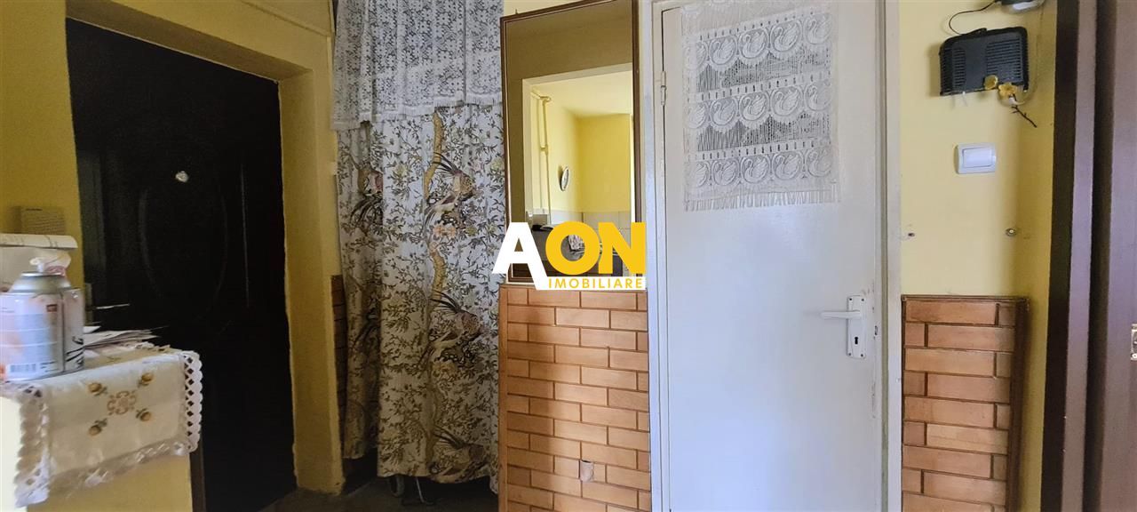 De vanzare apartament 2 camere zona Cetate - Poză 5
