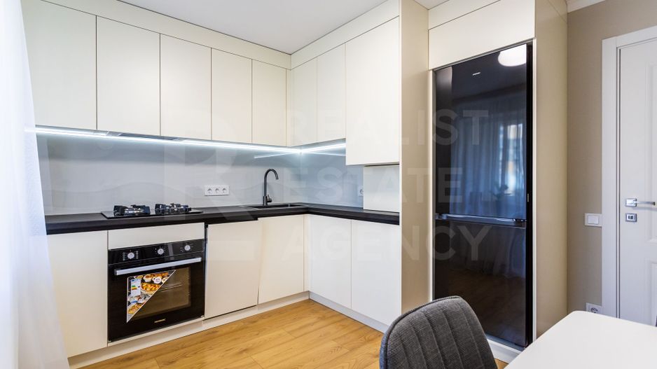Vânzare, apartament 2 camere, str. Ion Dumeniuc, Ciocana - Poză 7