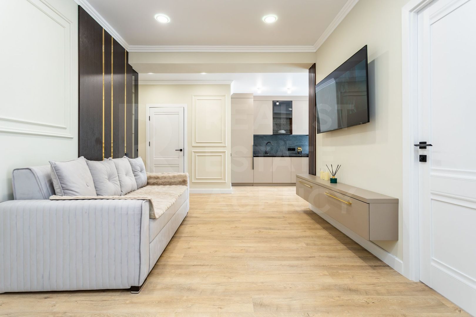 Chirie, apartament, 3 camere, bd. Mircea Cel Bătrân, Ciocana - Poză 1