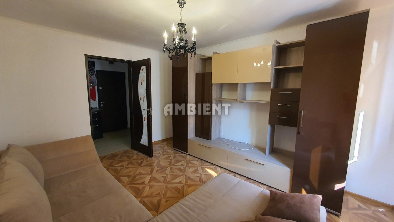 Apartament 2 camere, etaj 2, Zona Industrială; - Poză 3