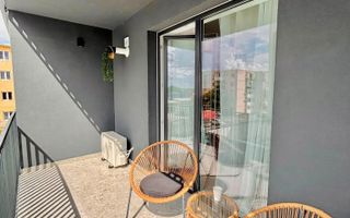 De vanzare partament 2 camere Confectii Arad - Poză 7