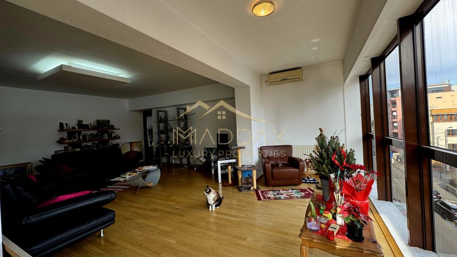 Apartament Elegant de Închiriat – 5 Camere/ 3 Băi, *Arcul de Triumf* - Poză 6