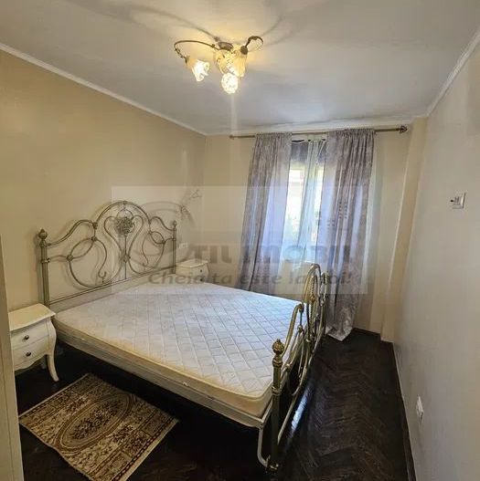 Ap 3 camere–vis-a-vis de Colegiul Național „Costache Negruzzi"- 750 E - Poză 1