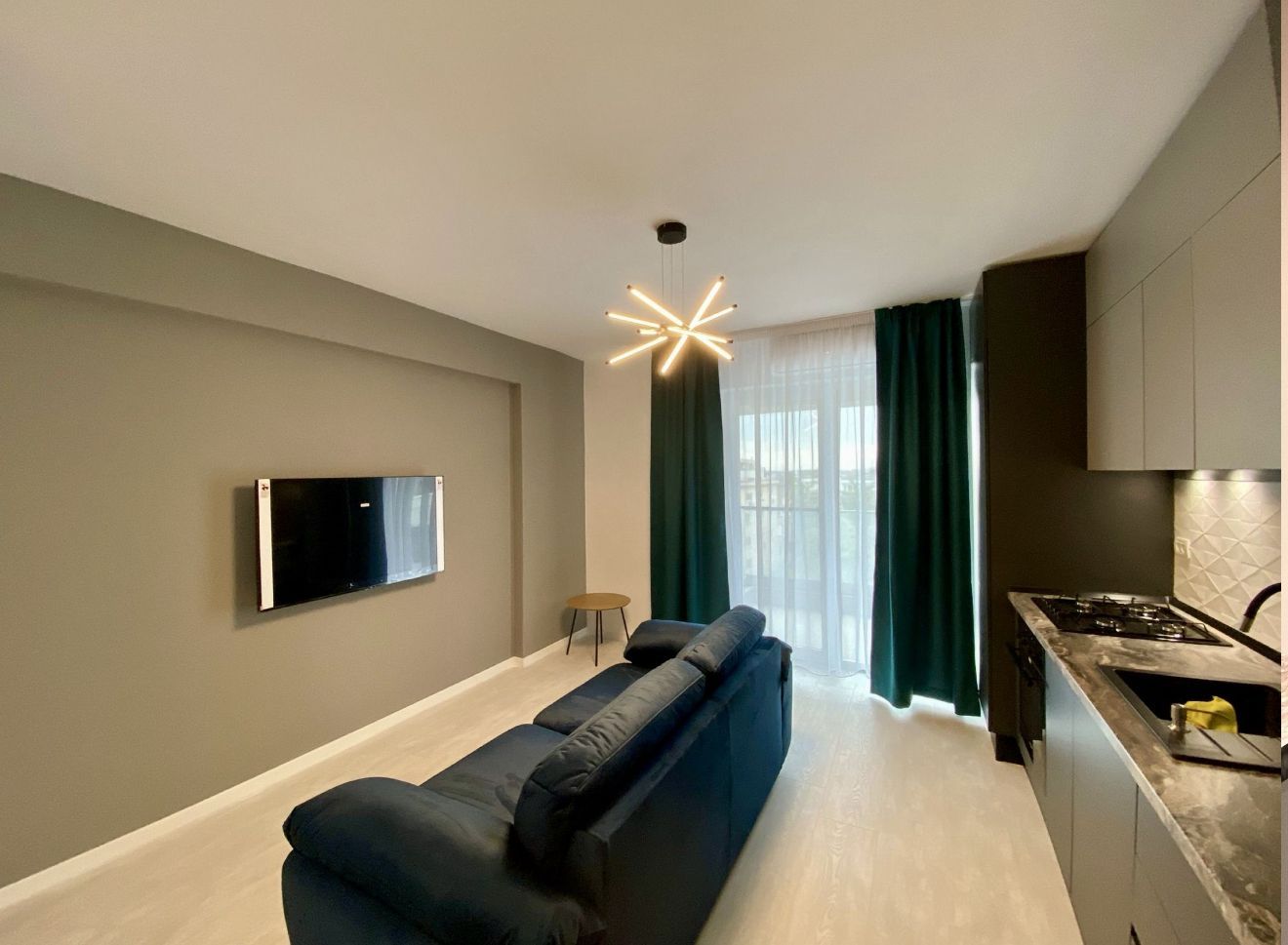 AP.2 CAMERE DOAMNA GHICA,CENTRALA PROPRIIE,PET-FRIENDLY,MOBILAT MODERN - Poză 2