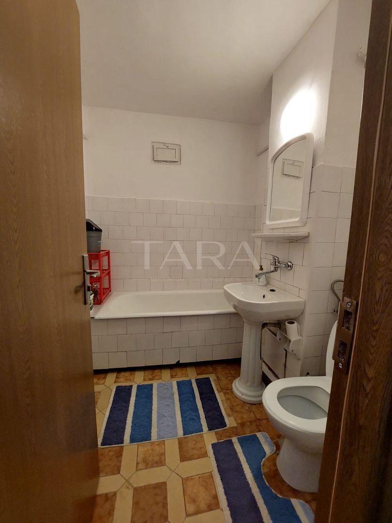 Apartament cu 3 camere decomandat de vanzare, zona Calea Florești. - Poză 8