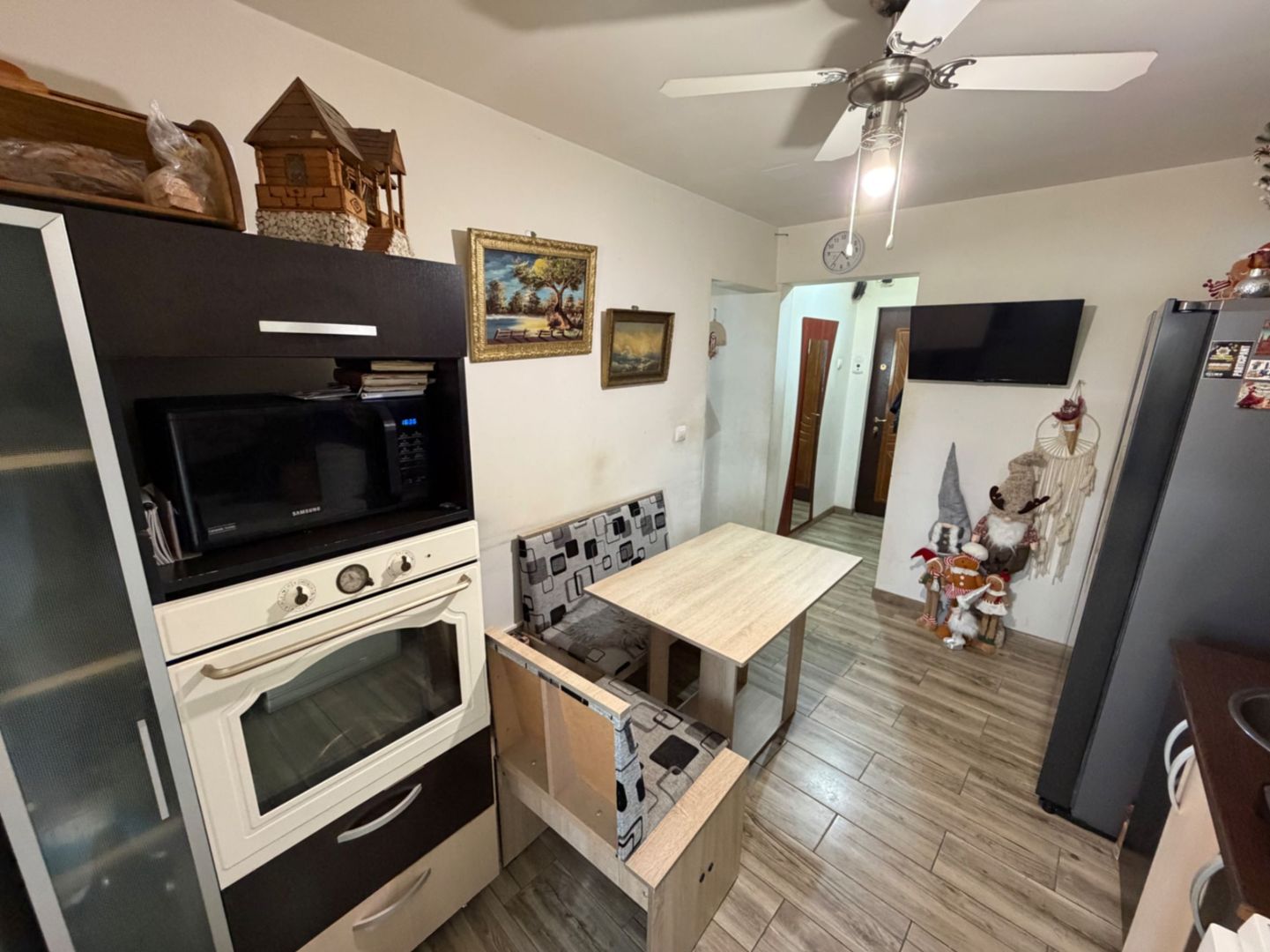 Apartament 3 camere, decomandat  - zona Cetate - Poză 10