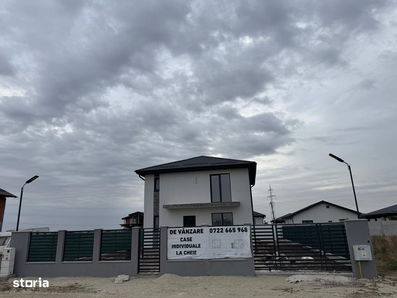 Casa modernă cu 4 camere și subsolb de vanzare - Poză 4