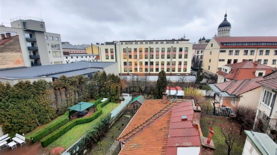 Apartament spatios in zona Teatrului National! - Poză 1