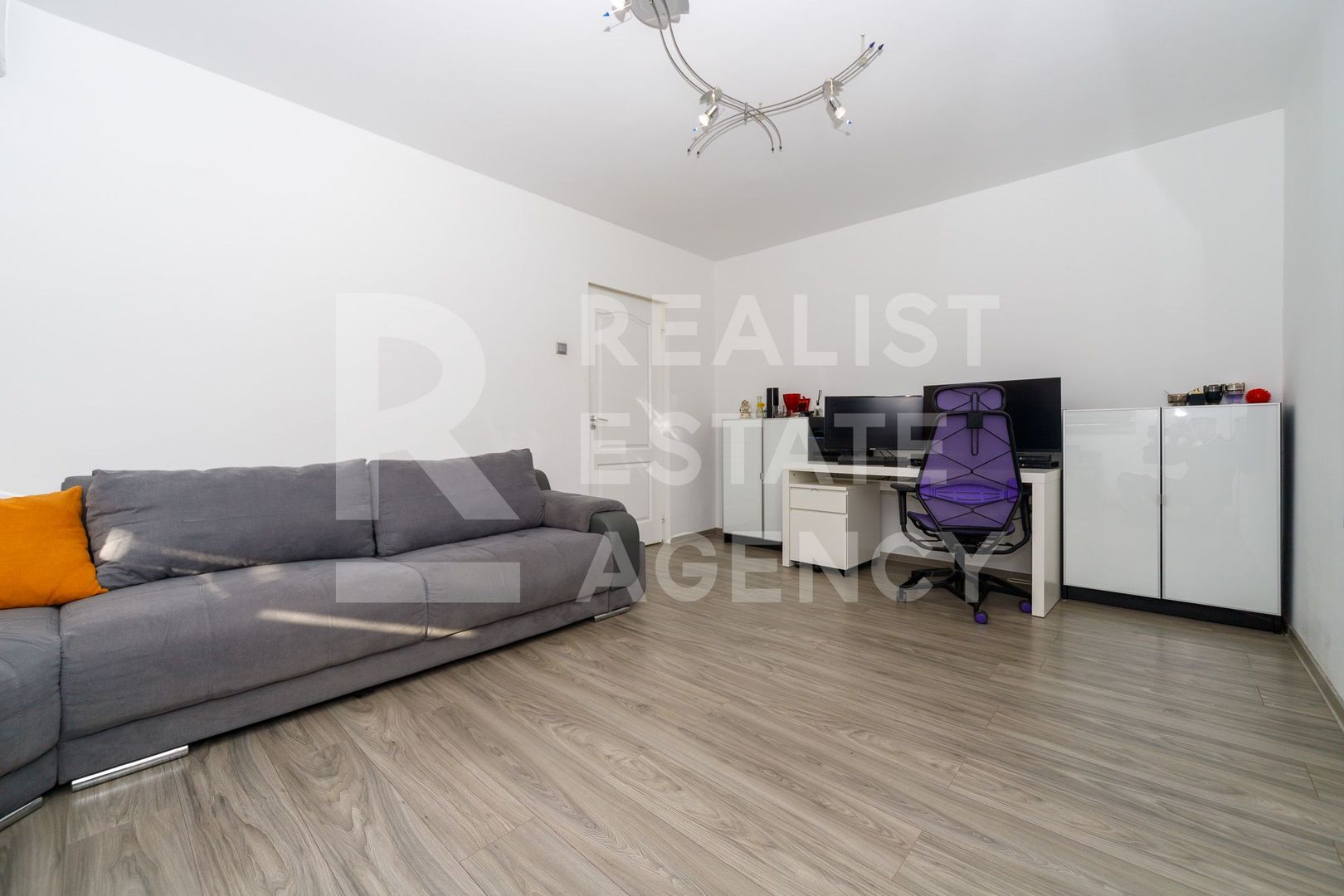 Vânzare, apartament, 3 camere, zona Drumul Taberei - Poză 6