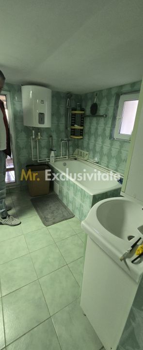 Casă P+M cu 1.558 mp teren, livadă și garaj - Poză 24