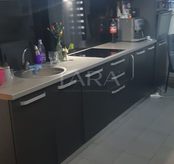 Apartament cu doua camere, decomandat, Zona BRD, Marasti. - Poză 2