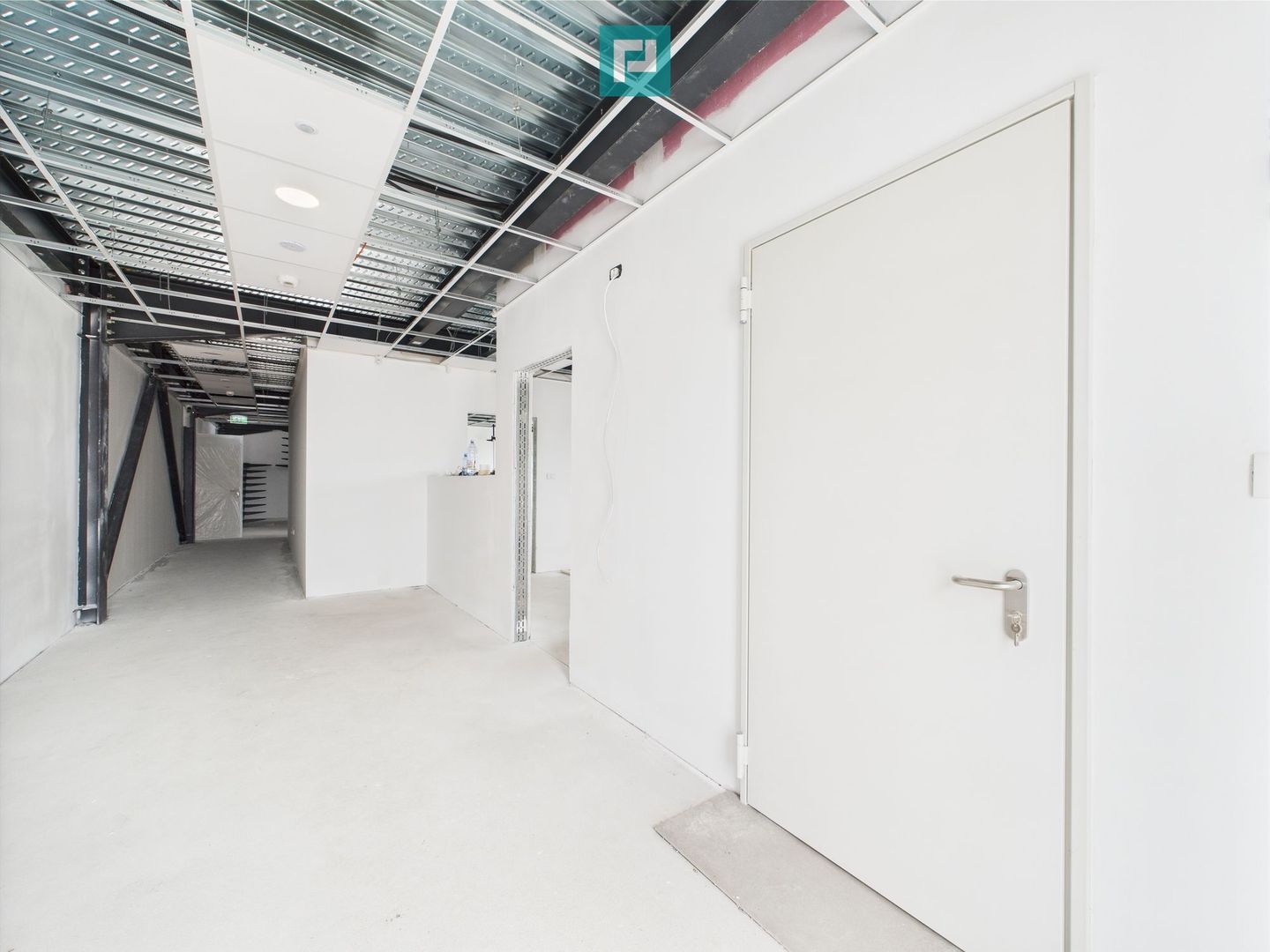 Hală Modernă, în zona Aeroport – 949 mp Utili - Poză 4