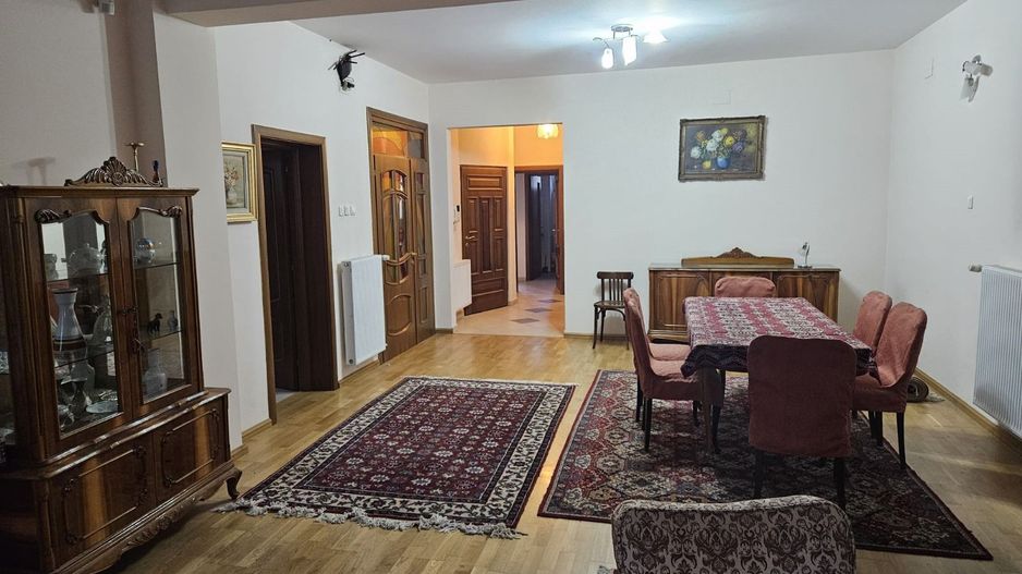 Inchiriere vila 10 camere zona Bd. Ferdinand - Poză 7